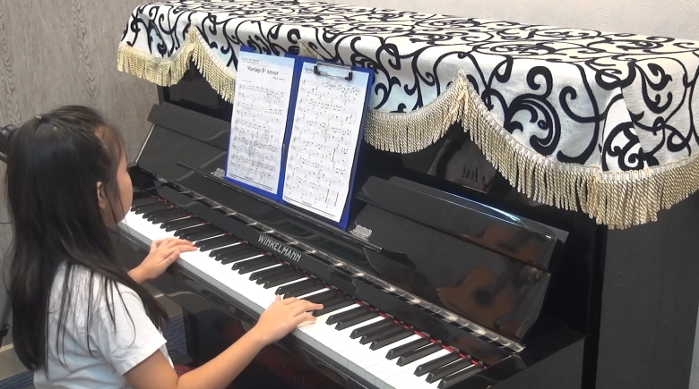 RIVER FLOWS IN YOU - Phạm Lạc Hồng Anh - âm nhạc đô thăng.